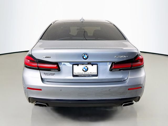 Used 2023 BMW 530e xDrive w/ Premium Package image 6