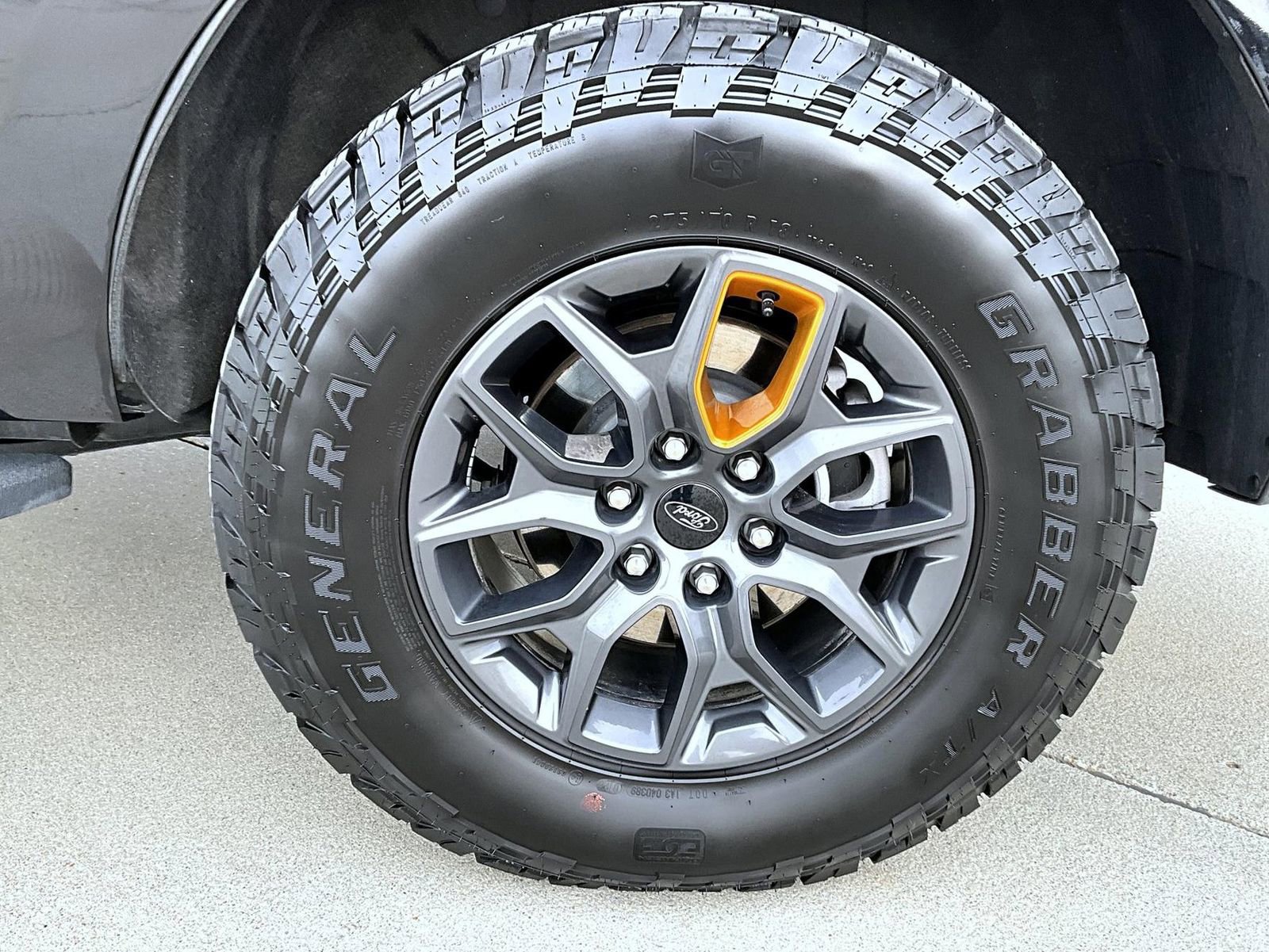 Used 2025 Ford Expedition Tremor image 26