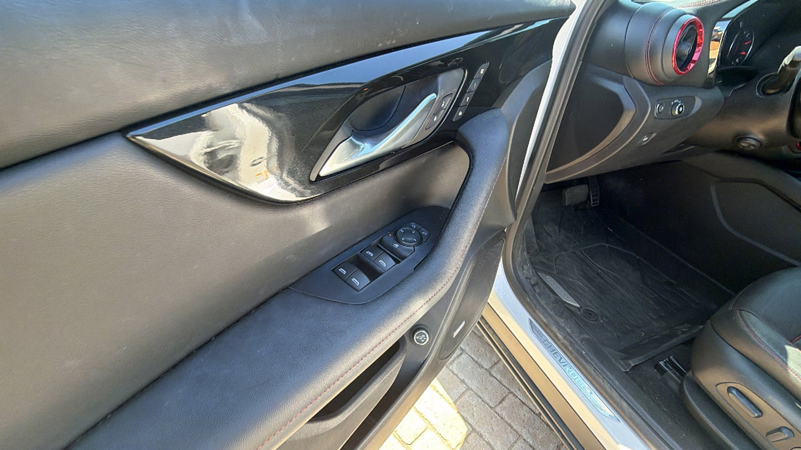 Used 2023 Chevrolet Blazer RS w/ Driver Confidence II Package image 15