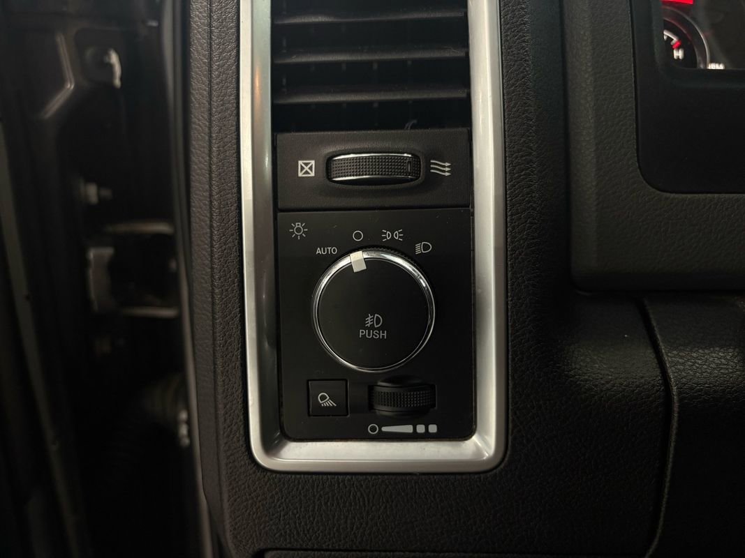 Used 2017 RAM 1500 Big Horn AWD/4WD image 27