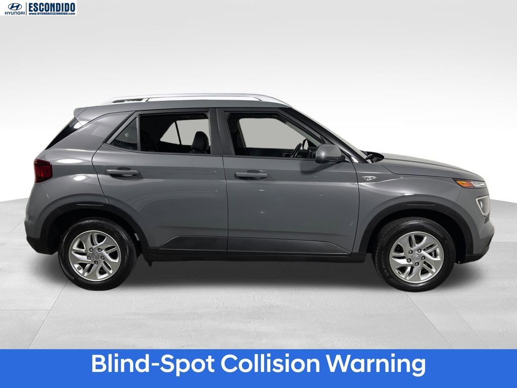 Used 2020 Hyundai Venue SEL w/ Convenience Package FWD image 6