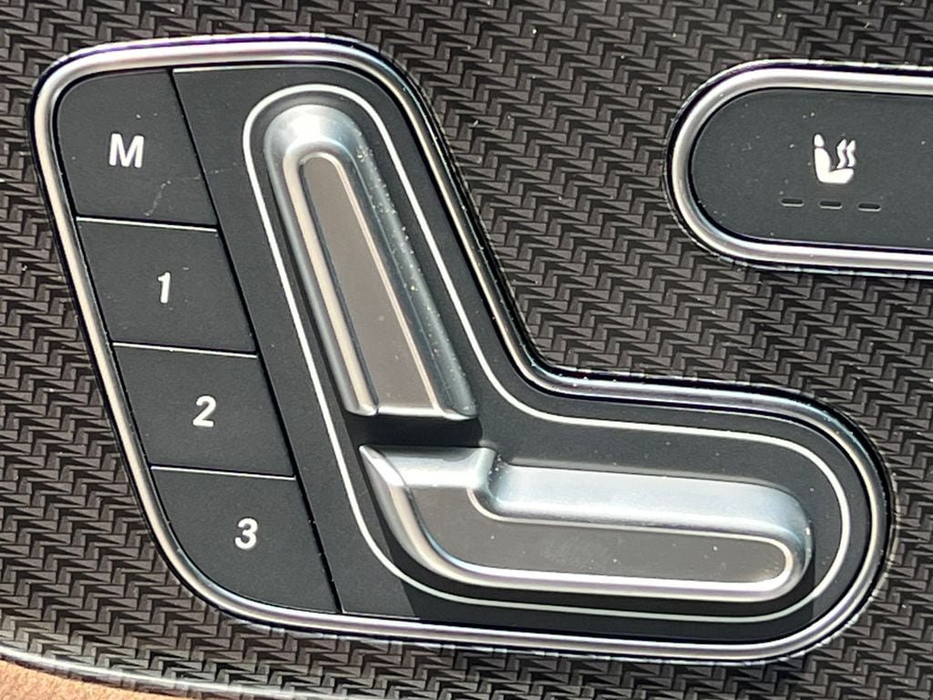 New 2026 Mercedes-Benz GLA 35 AMG 4MATIC image 16