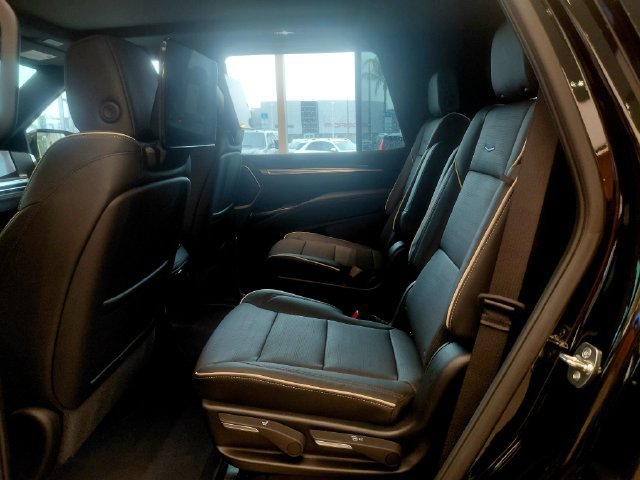 New 2027 Cadillac Escalade Sport w/ LPO, ONYX Package AWD/4WD image 15