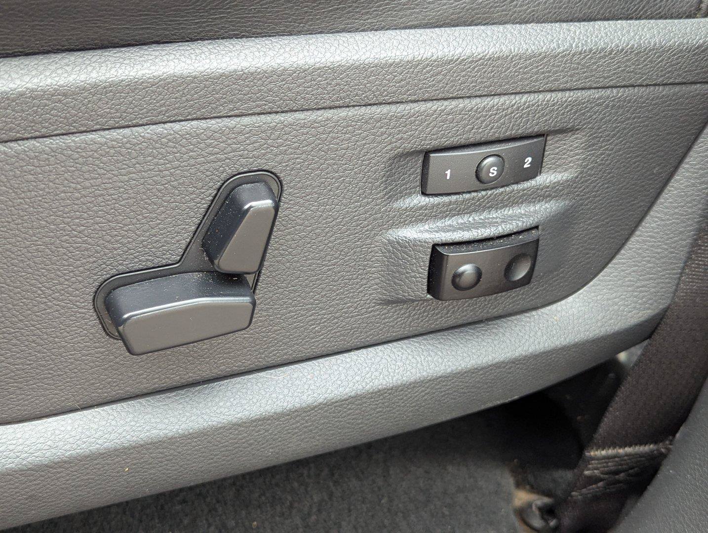 Used 2012 RAM 1500 Laramie w/ Protection Group AWD/4WD image 28