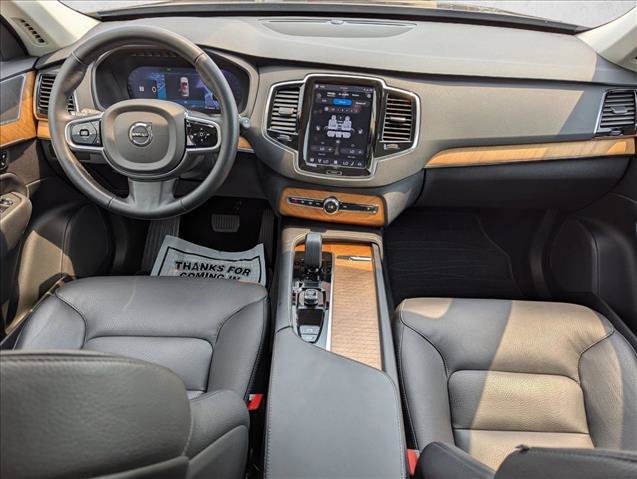 Used 2025 Volvo XC90 B6 Plus AWD/4WD image 17