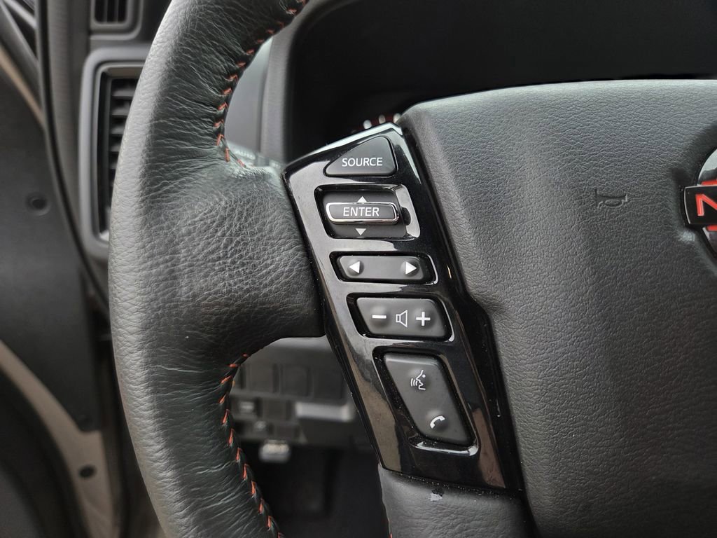 Used 2024 Nissan Frontier Pro-X w/ Technology Package image 23