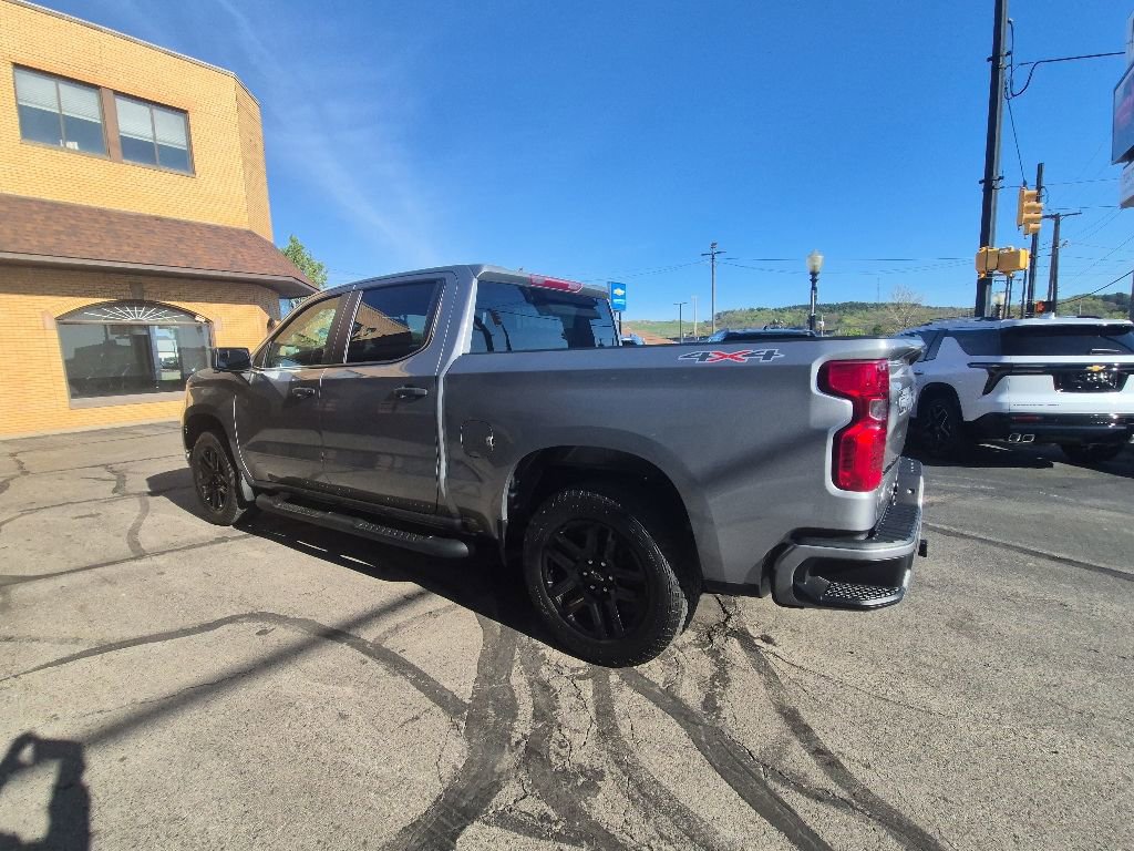 Used 2024 Chevrolet Silverado 1500 Custom w/ Turbomax Blackout Package AWD/4WD image 5