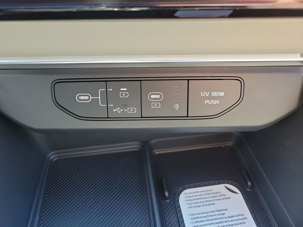 New 2026 Kia Carnival EX FWD image 34