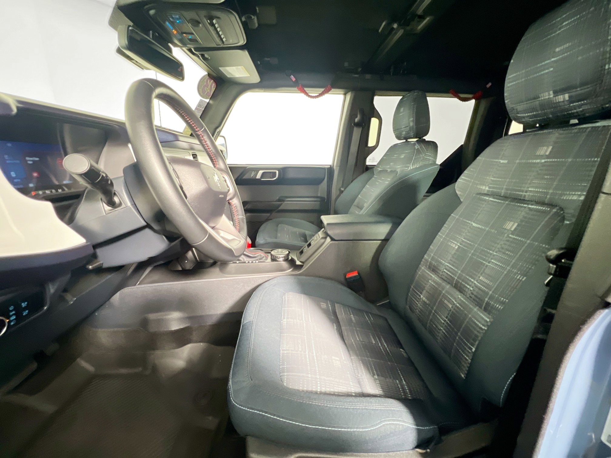 Used 2023 Ford Bronco Heritage Edition AWD/4WD image 14