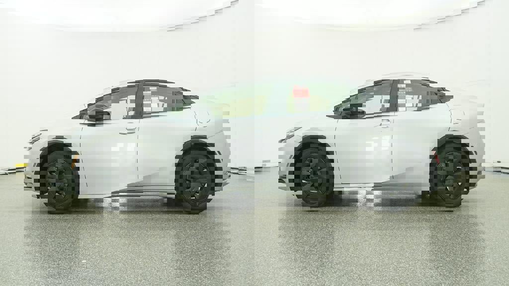 New 2026 Toyota Prius LE image 19