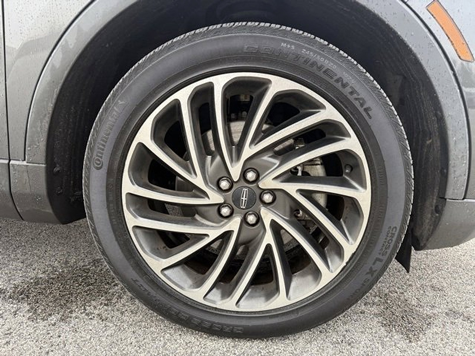 Used 2019 Lincoln Nautilus Reserve w/ Cargo Utility Package image 23