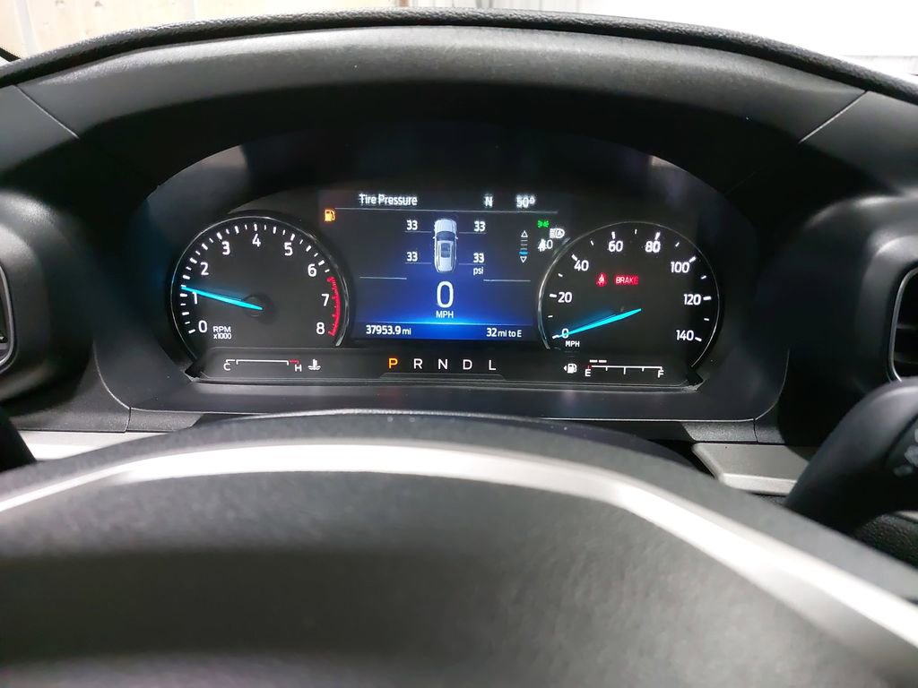 Used 2022 Ford Explorer XLT w/ Equipment Group 202A image 19