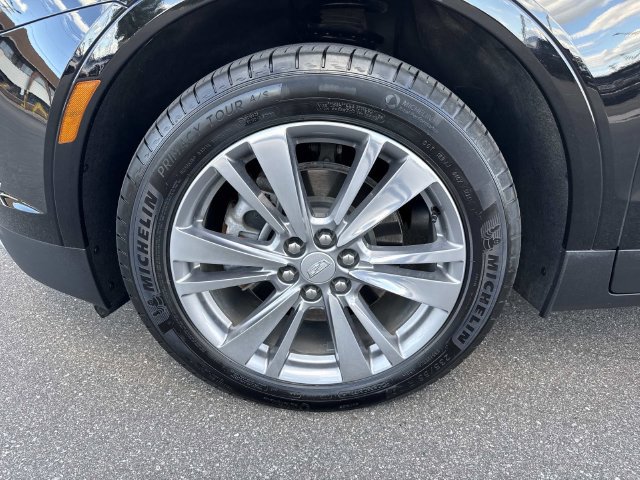 Certified 2024 Cadillac XT5 Premium Luxury w/ LPO, Floor Liner Package AWD/4WD image 43