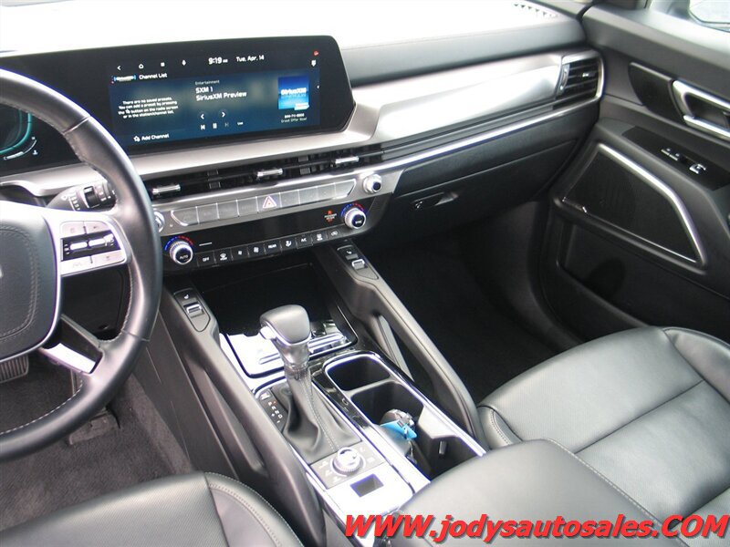 Used 2025 Kia Telluride S AWD/4WD image 7