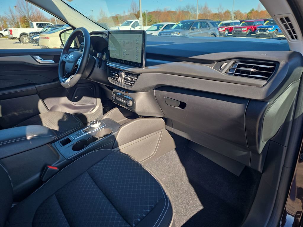Used 2023 Ford Escape Active w/ Tech Pack #2 image 14
