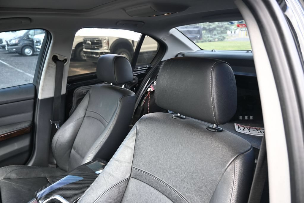 Used 2011 BMW 335i Sedan RWD image 13