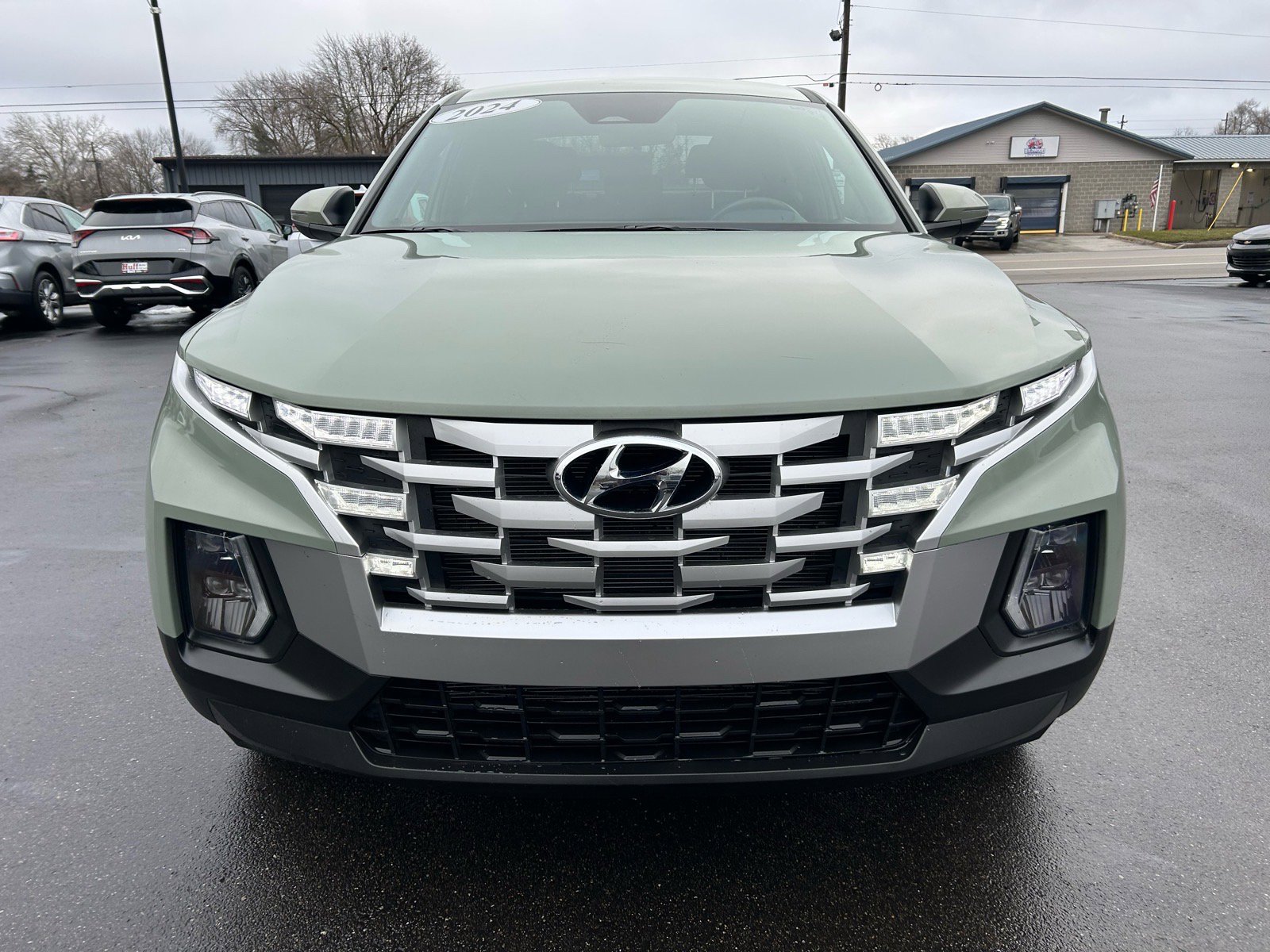 Used 2024 Hyundai Santa Cruz SEL image 3