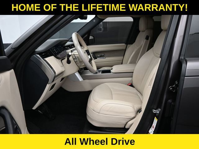 Used 2023 Land Rover Range Rover SE image 14