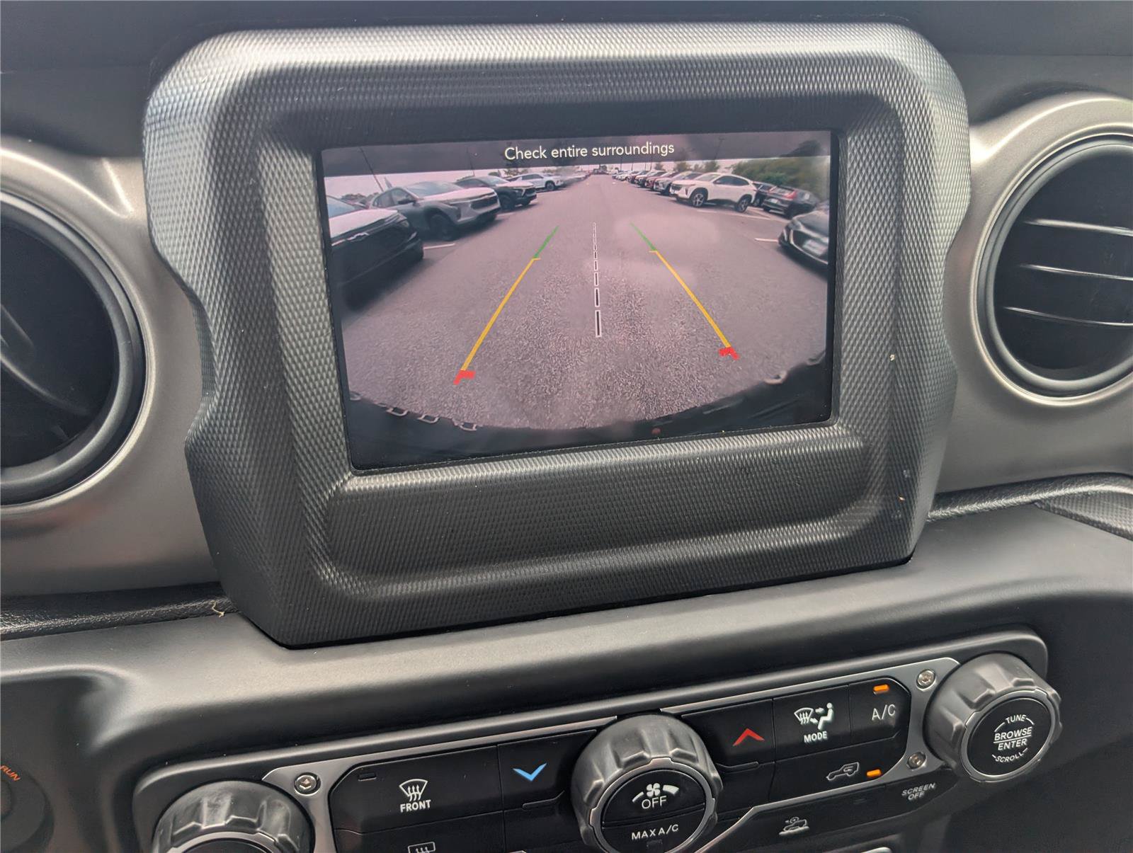 Used 2022 Jeep Wrangler Sport AWD/4WD image 22