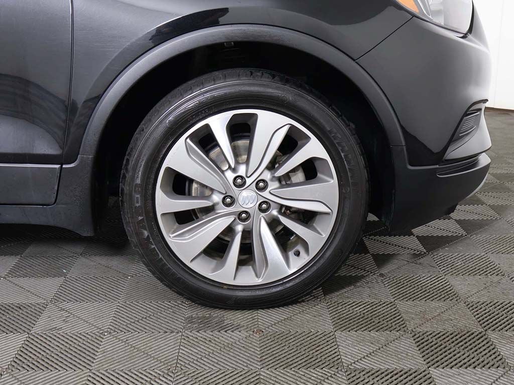 Used 2020 Buick Encore Preferred w/ Safety Package FWD image 18