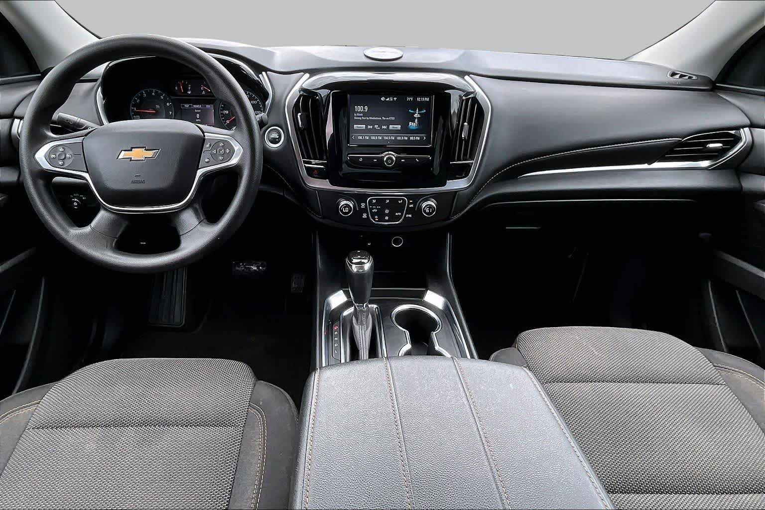 Used 2019 Chevrolet Traverse LS w/ LPO, Blackout Package FWD image 15