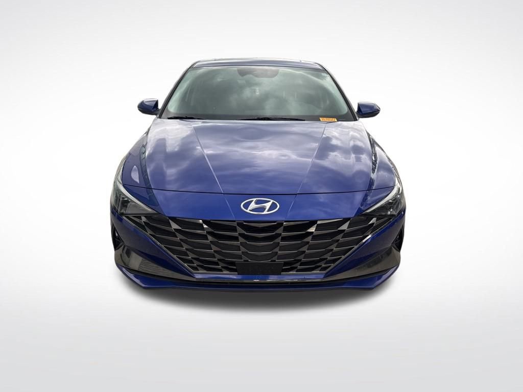 Used 2023 Hyundai Elantra Limited image 2