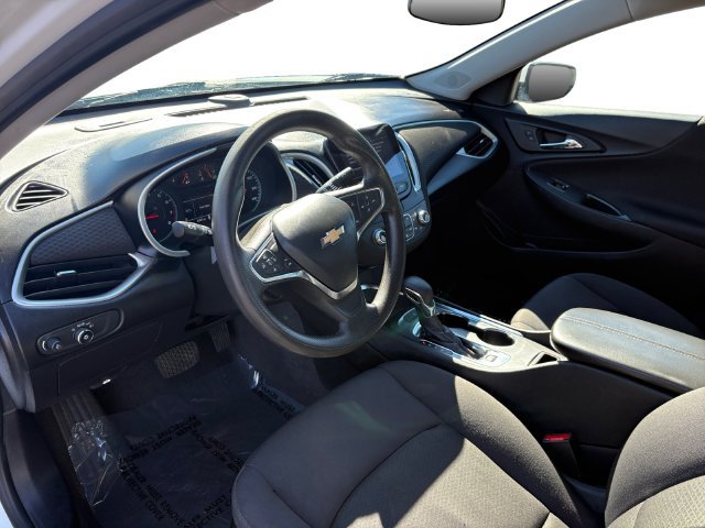 Used 2023 Chevrolet Malibu LT FWD image 12