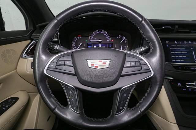 Used 2017 Cadillac XT5 Luxury w/ Driver Awareness Package image 30