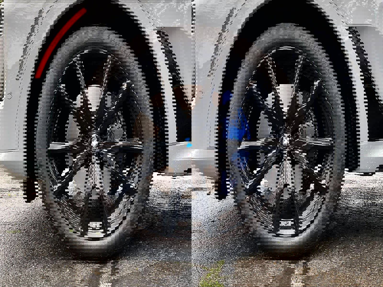 Used 2023 BMW X7 xDrive40i w/ M Sport Package image 11