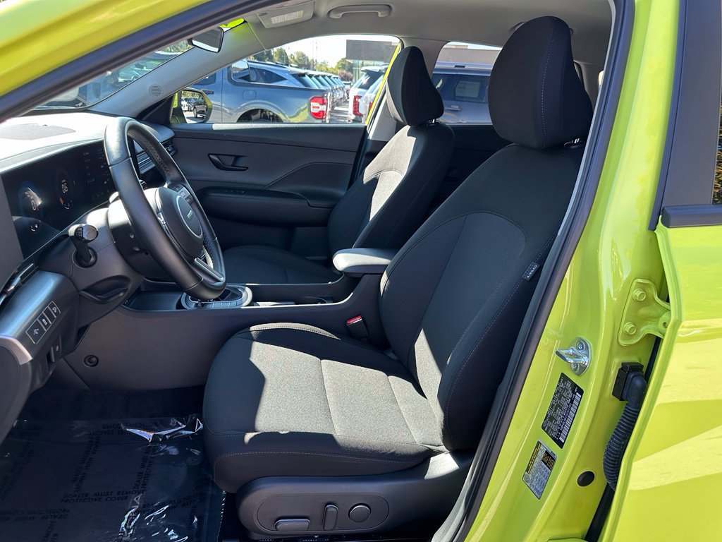 Used 2025 Hyundai Kona SEL AWD/4WD image 13