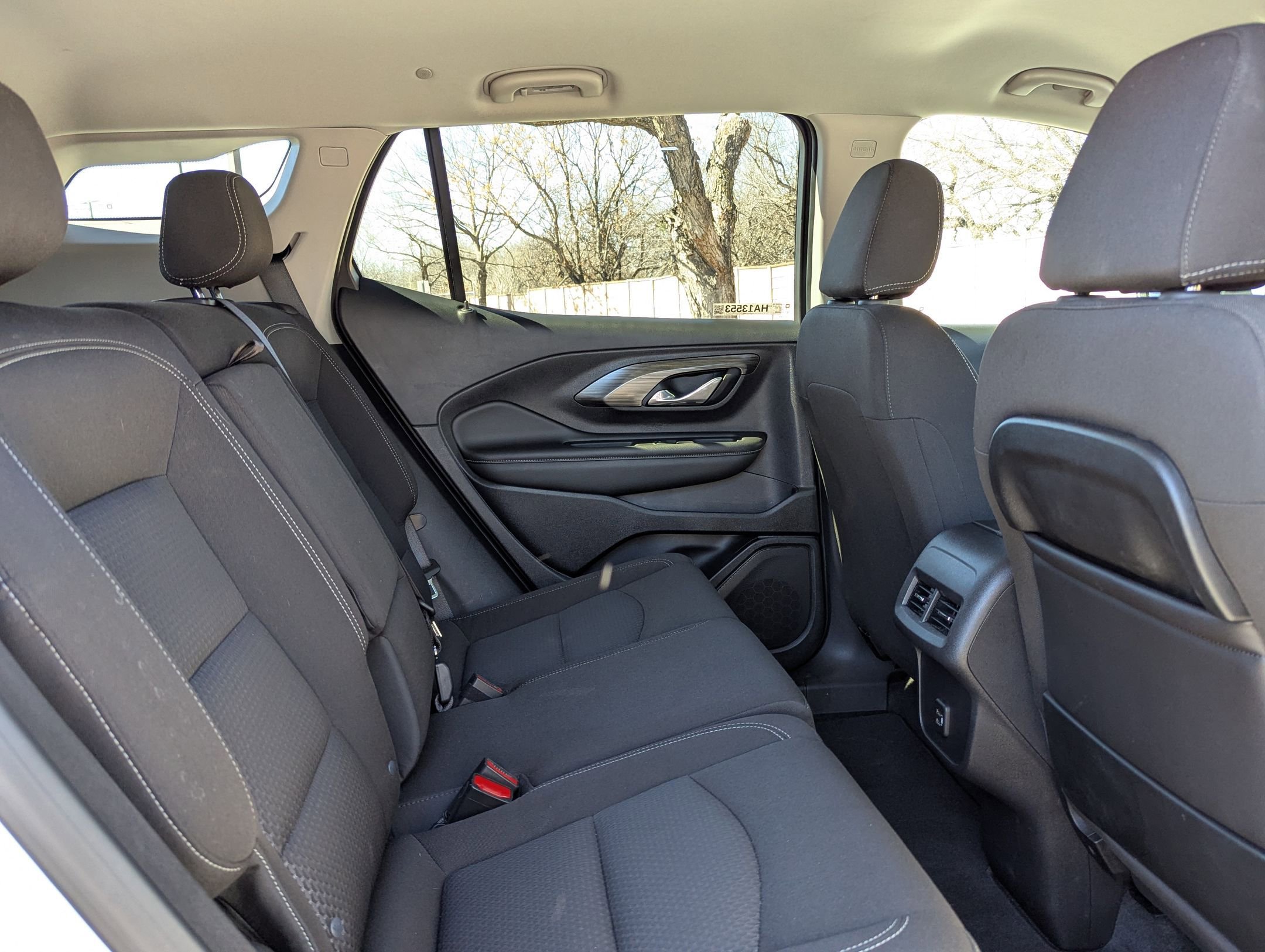 Used 2024 GMC Terrain SLE image 25