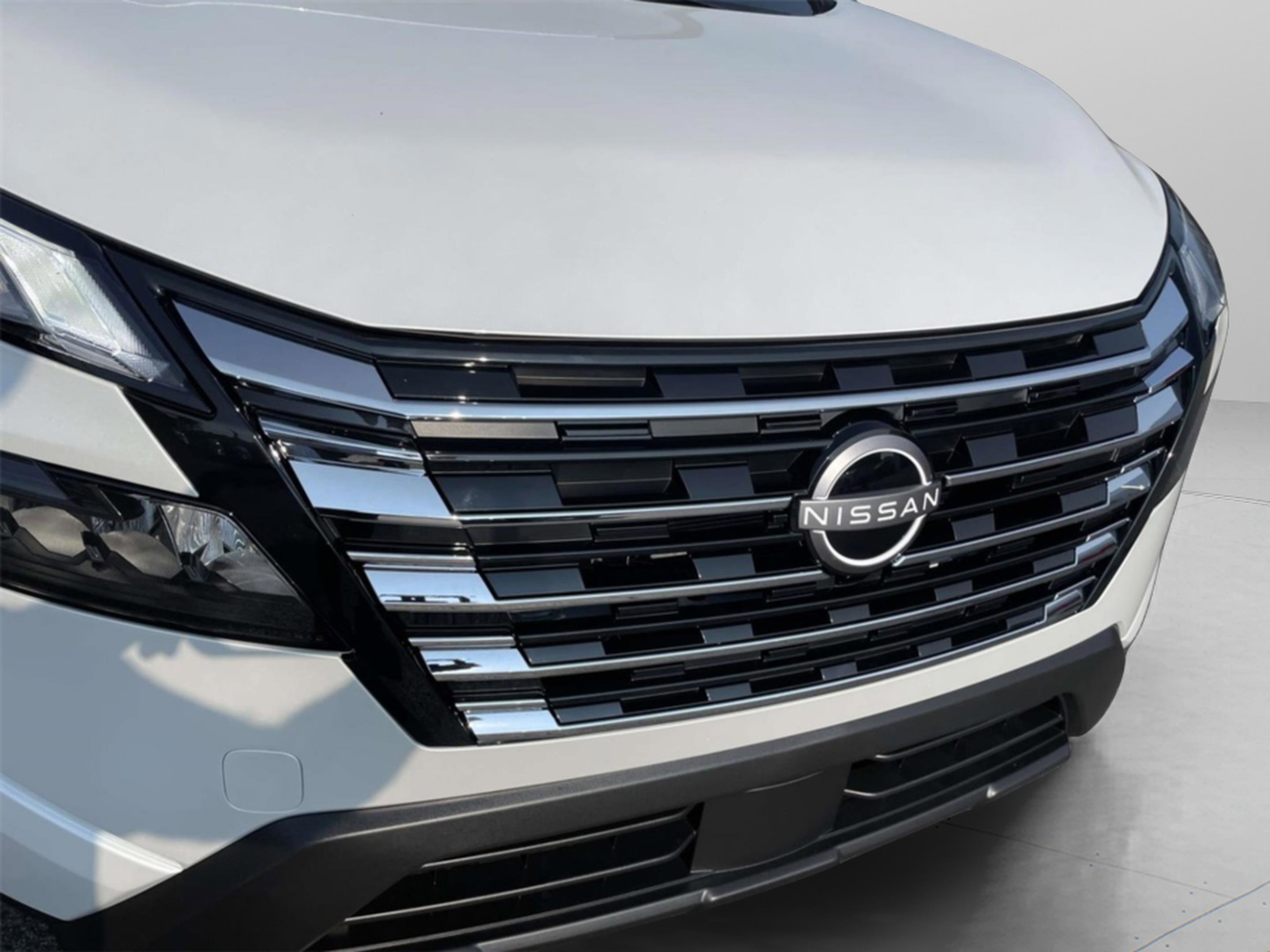 New 2026 Nissan Rogue SV image 2