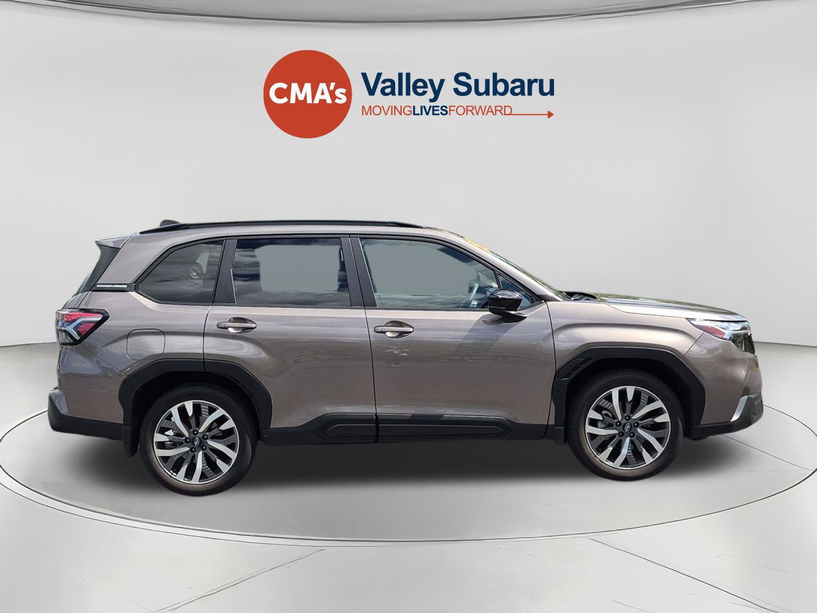 Certified 2025 Subaru Forester Touring AWD/4WD image 6