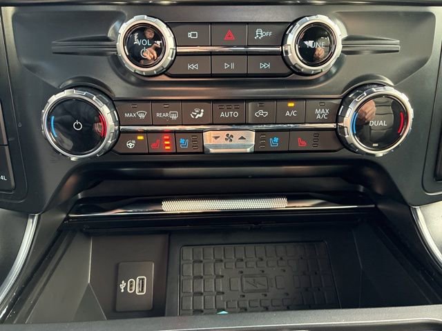 Used 2025 Ford F150 Raptor image 44