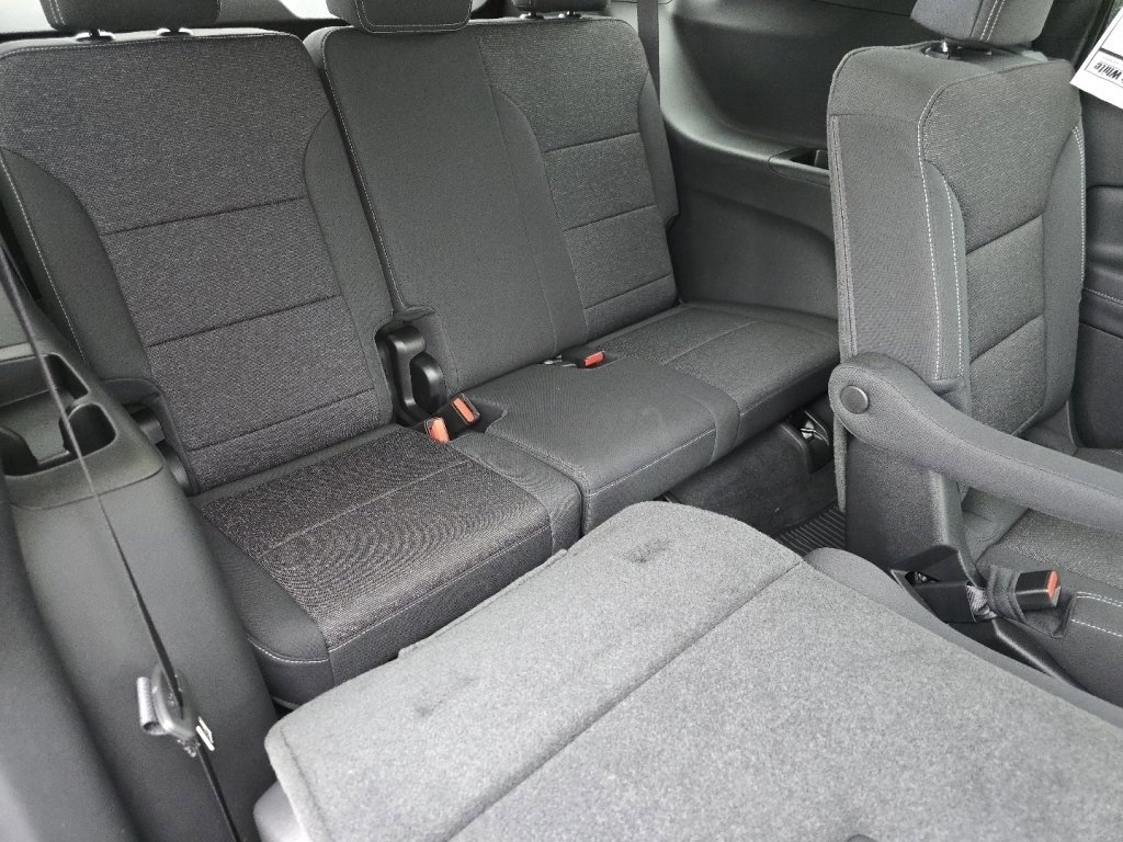 New 2026 Chevrolet Traverse LT w/ Midnight/Sport Edition image 15