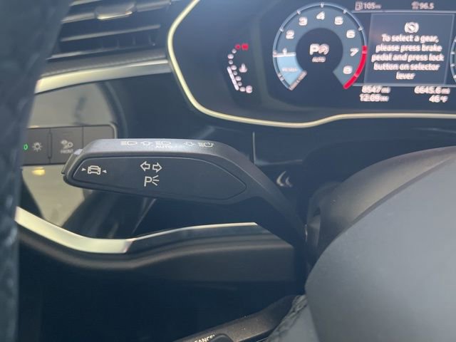 Certified 2025 Audi Q3 2.0T Premium w/ Convenience Package image 14