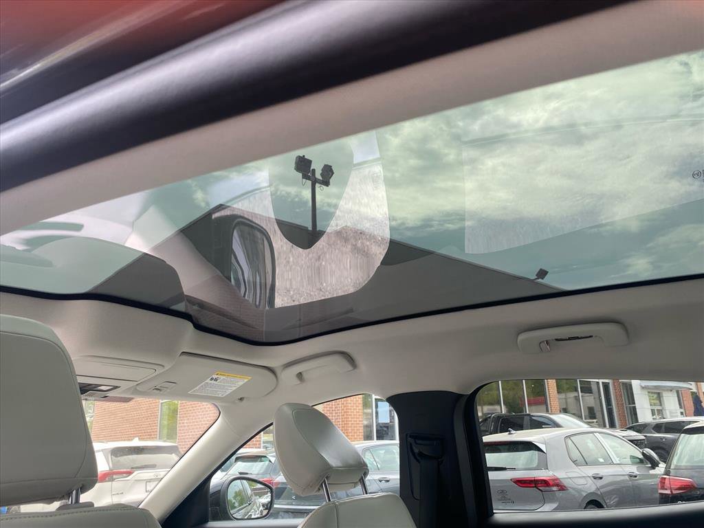 Used 2023 Ford Mustang Mach-E Premium image 23