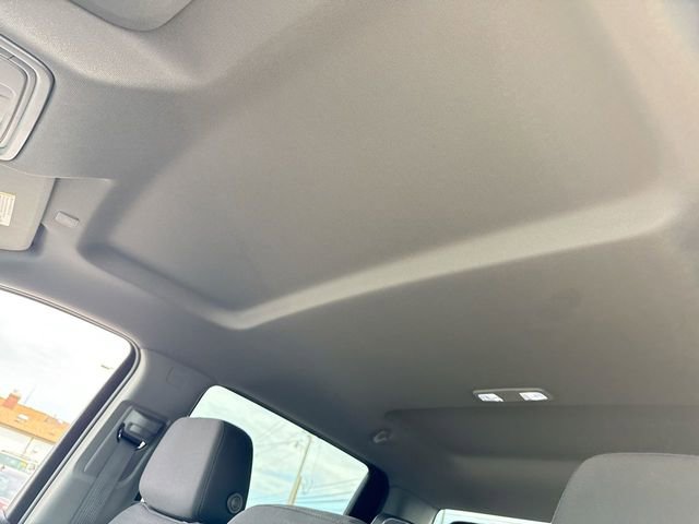 Used 2023 Chevrolet Silverado 1500 LT AWD/4WD image 22