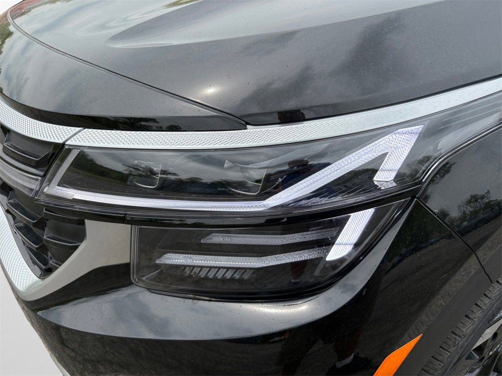 New 2025 Kia Seltos SX w/ SX Sunroof Package image 22