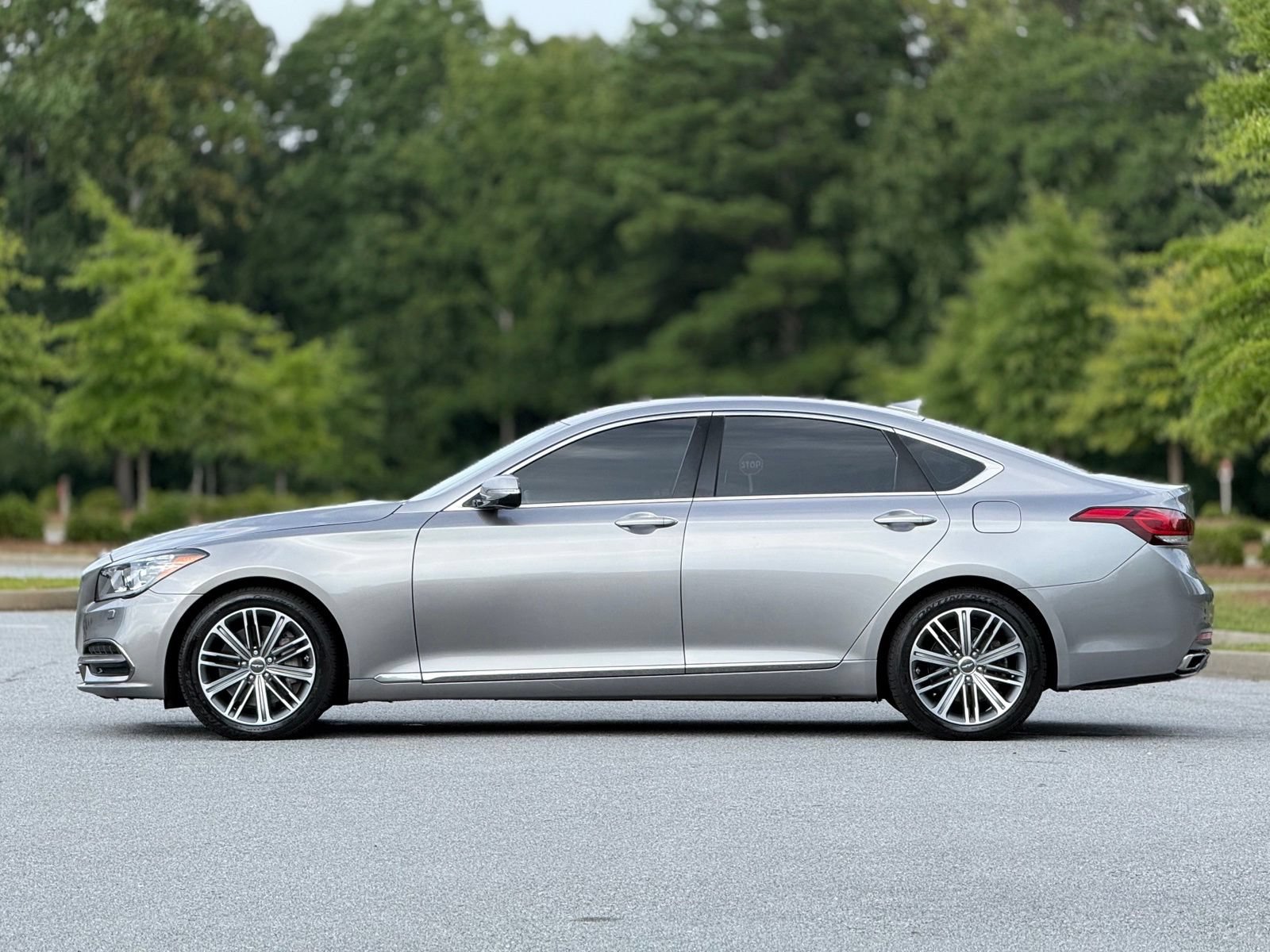 Used 2020 Genesis G80 3.8 AWD/4WD image 9