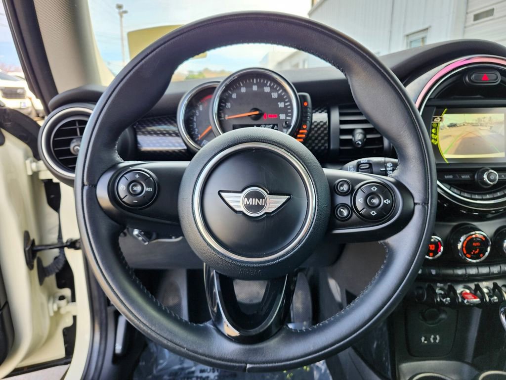 Used 2015 MINI Cooper S FWD image 21