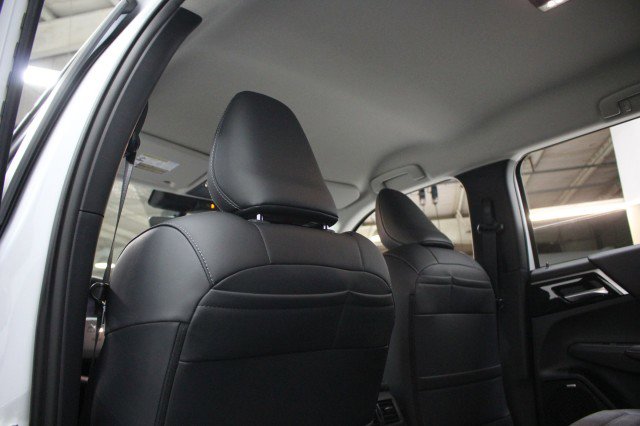 New 2026 Mitsubishi Outlander SE image 23