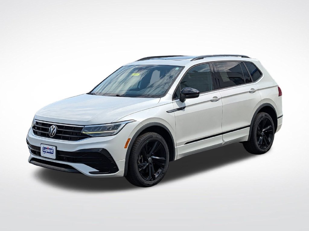Used 2023 Volkswagen Tiguan SE R-Line AWD/4WD image 11