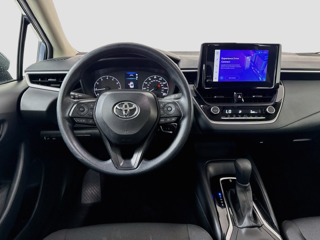 Used 2025 Toyota Corolla LE FWD image 21