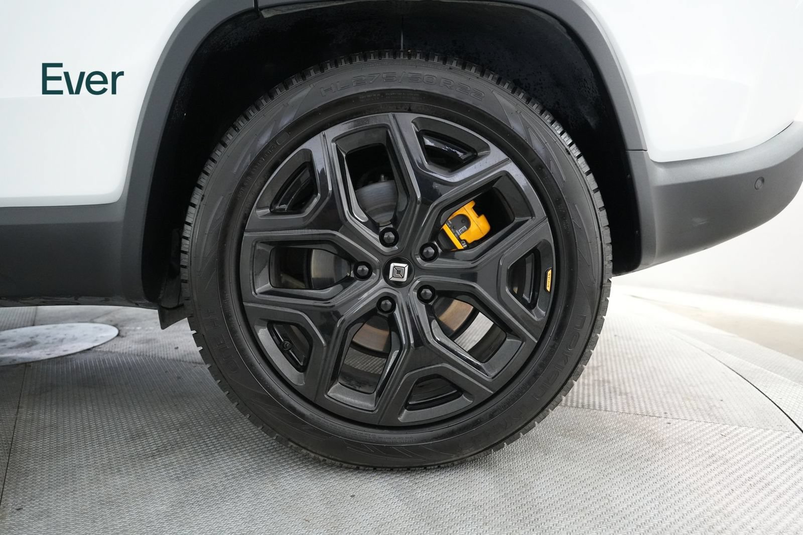 Used 2023 Rivian R1S Adventure Quad AWD/4WD image 19