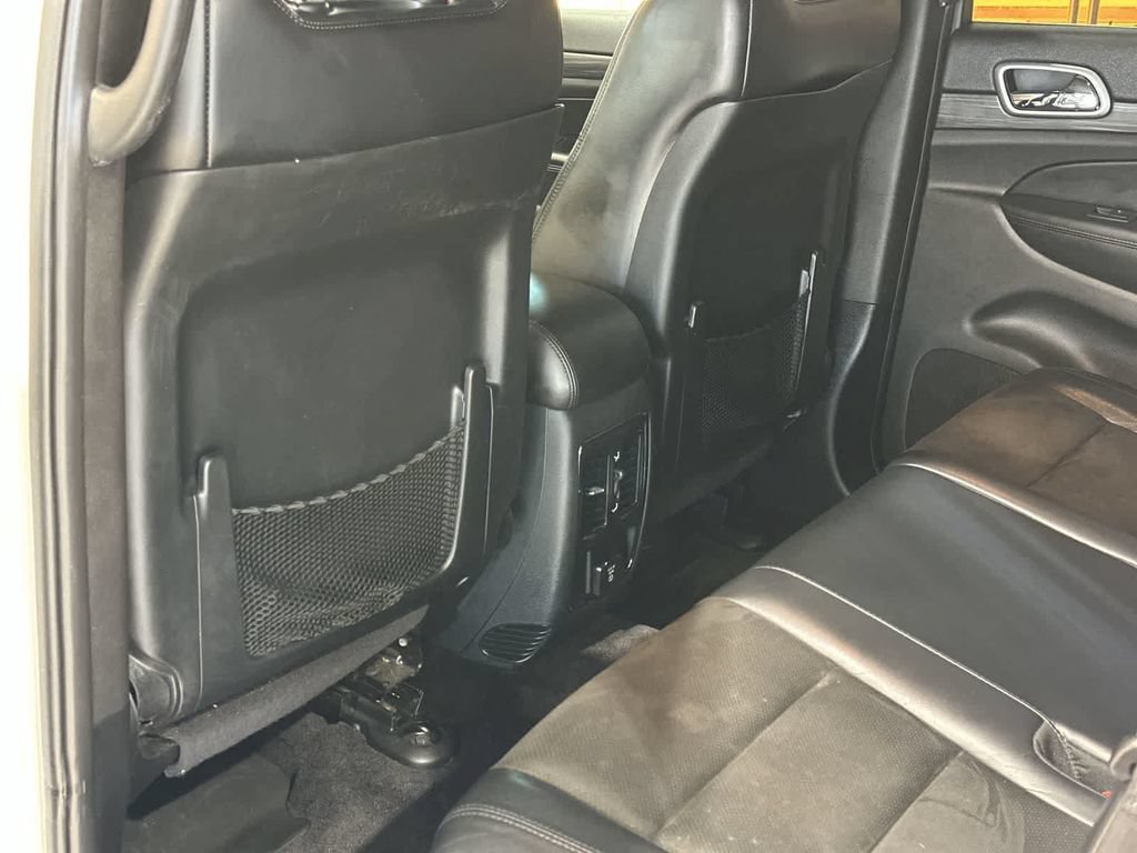 Used 2019 Jeep Grand Cherokee Altitude AWD/4WD image 28