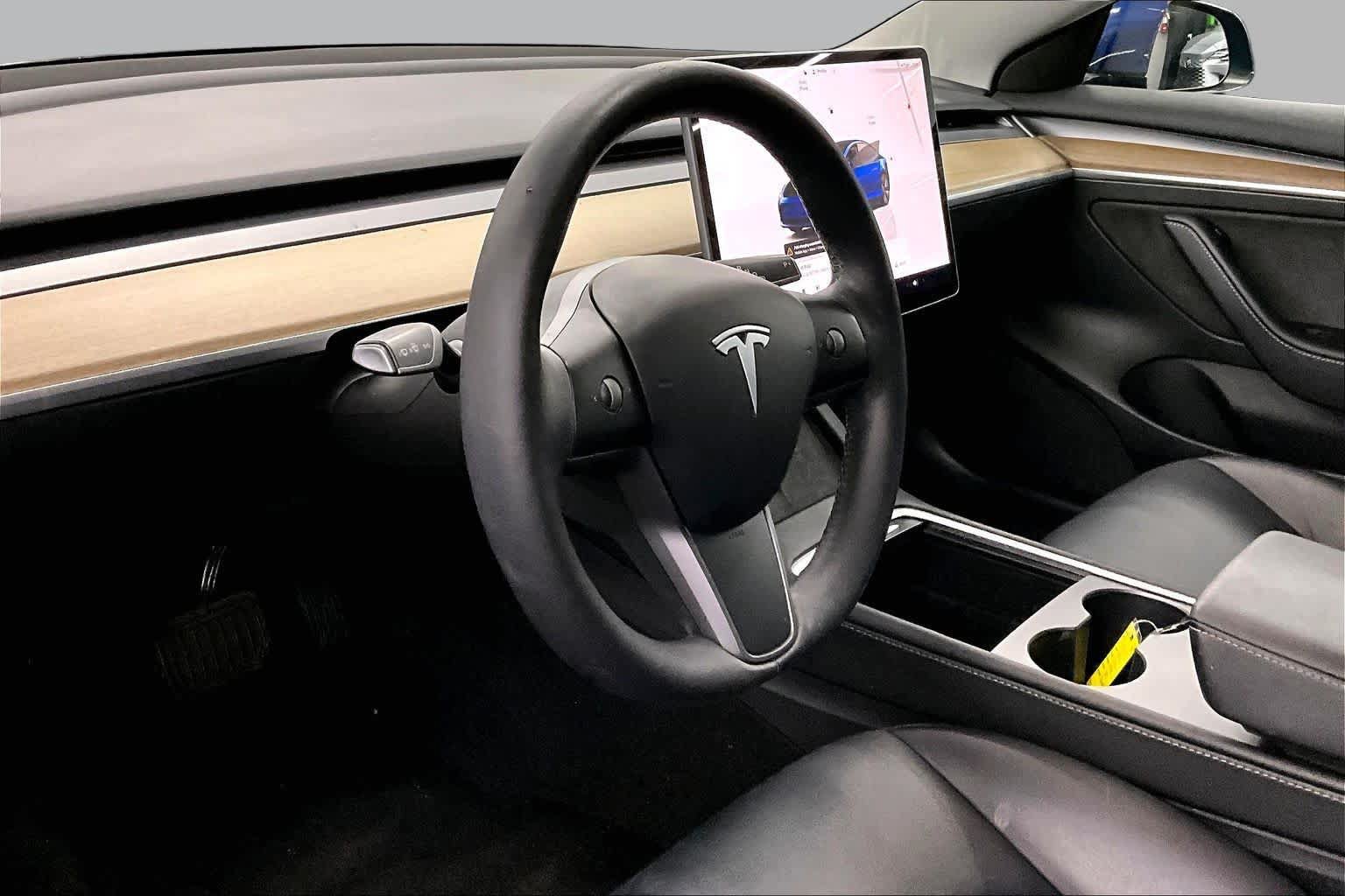 Used 2023 Tesla Model 3 Standard Range RWD image 16