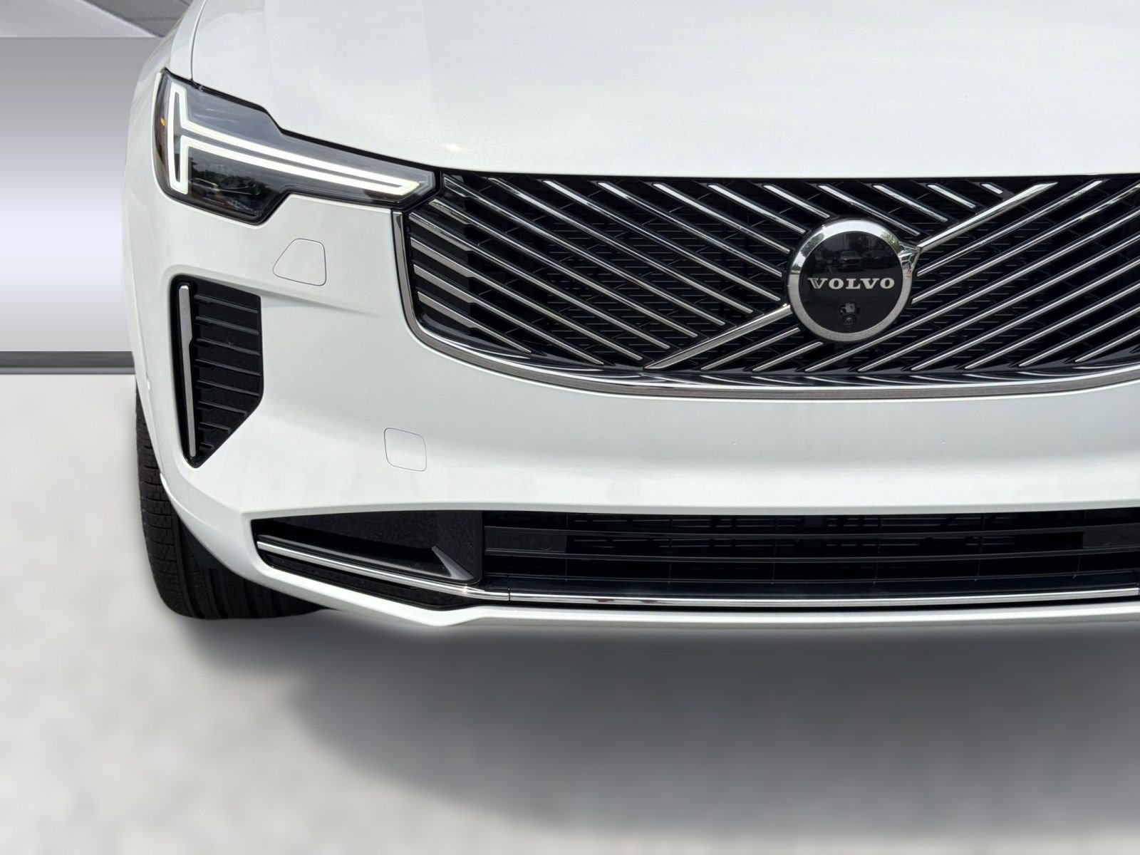 New 2026 Volvo XC90 B6 Plus w/ Protection Package AWD/4WD image 27
