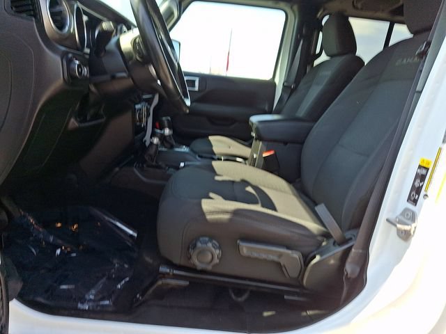 Used 2022 Jeep Wrangler Unlimited Sahara w/ LED Lighting Group AWD/4WD image 14