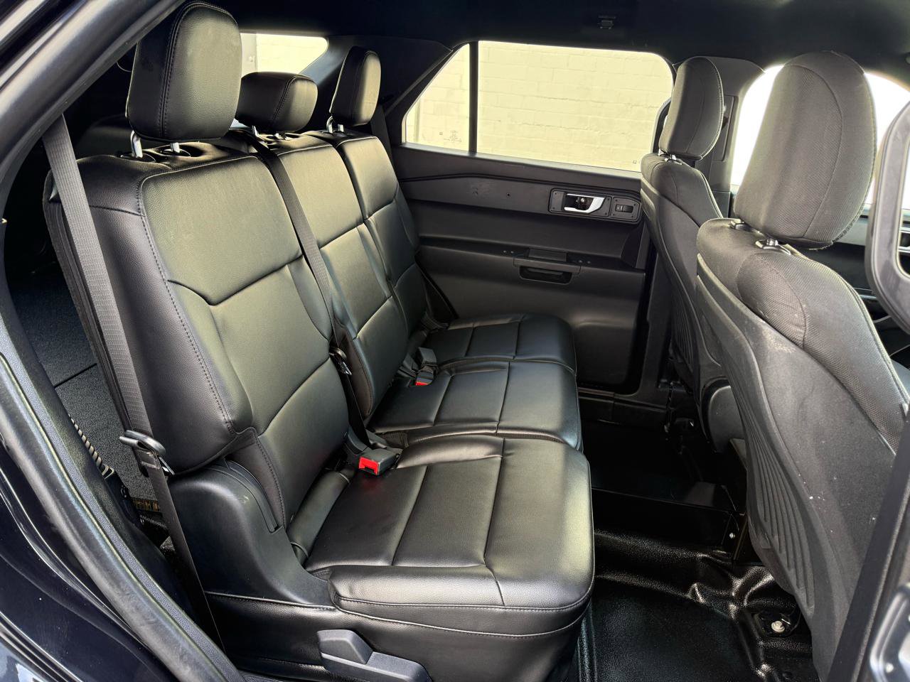 Used 2020 Ford Explorer 4WD Police Interceptor w/ Ultimate Wiring Package image 30